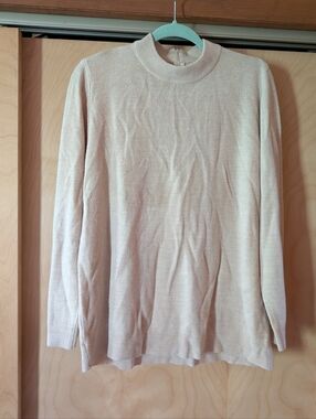Carolyn Taylor Neutral Cream Crewneck Sweater